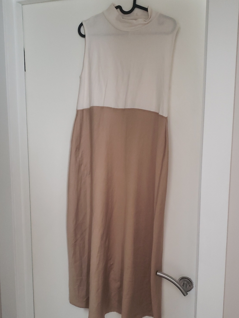 ZARA Sleeveless Two-Tone Maxi Dress in White and Tan